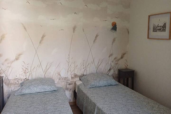 Apartamento entero, \"An Endless Summer\"! Apartment with a courtyard, a 5-minute walk from the ocean. in Saintes-Maries-de-la-Mer, Costa mediterránea (Francia)