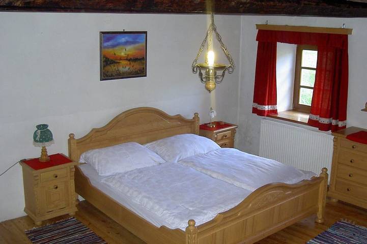 Almhütte, Alleinlage,  Familienurlaub, Party Lagerfeuer, Angel Ausblick ins Tal in Glödnitz, Mittelkärnten