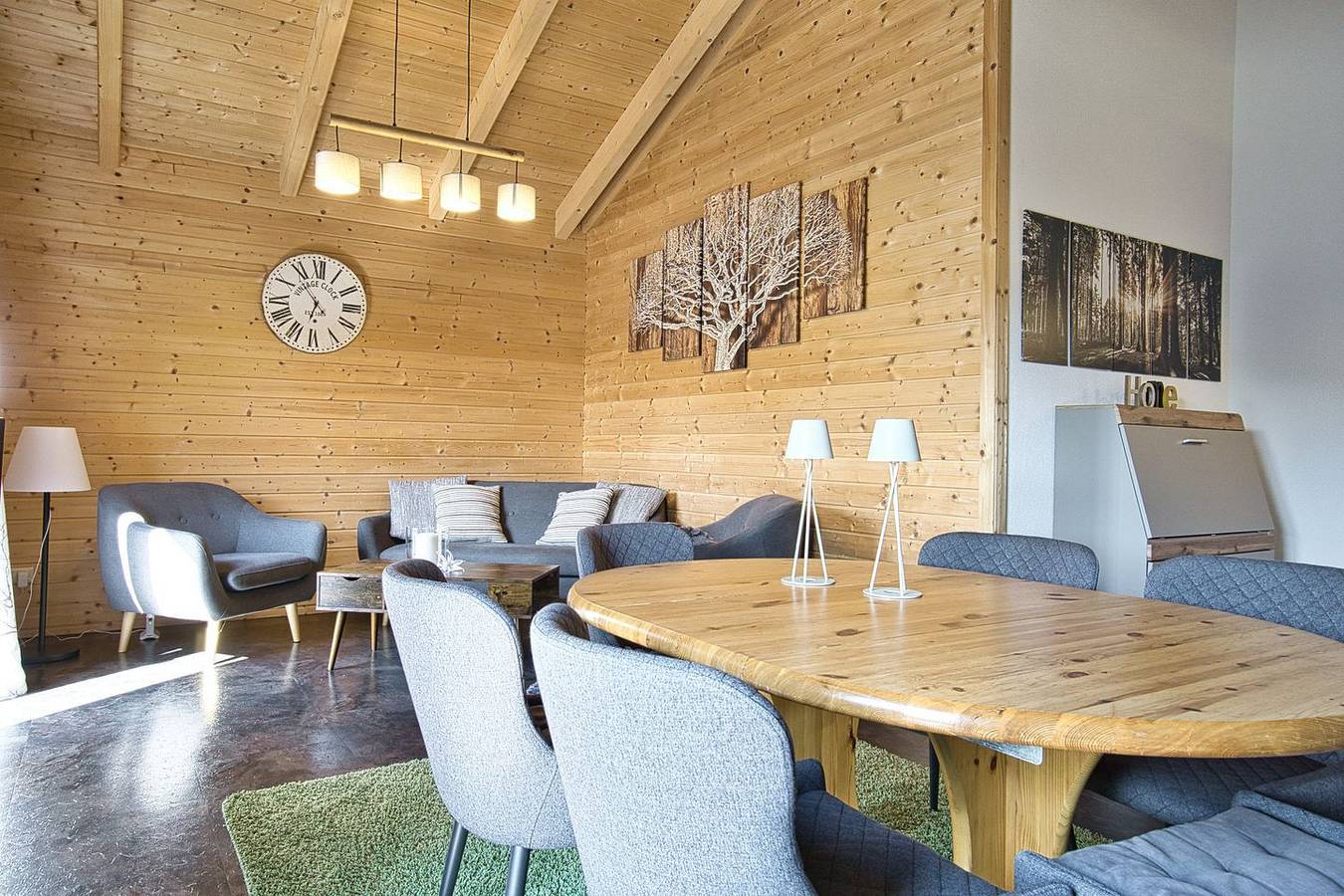 Stilvolles Ferienhaus für 4 Personen mit privater Fasssauna in Rieden (Eifel), Osteifel
