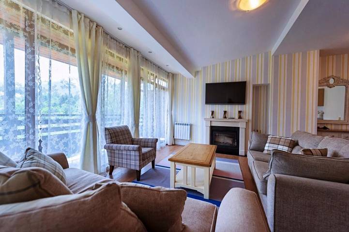 Location de vacances pour 7 personnes, avec sauna ainsi que jardin et piscine dans Bansko - 4