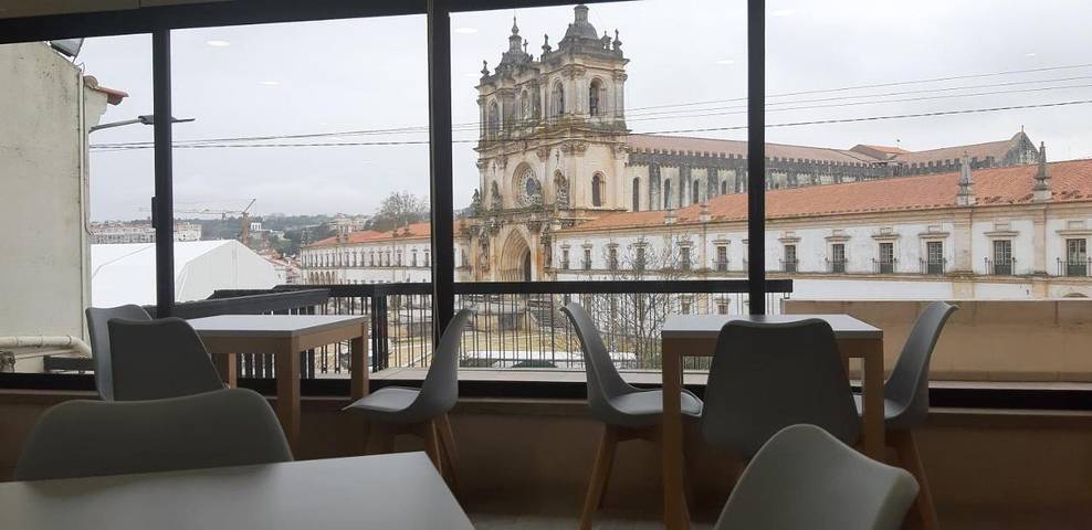 Hôtel pour 3 personnes, adapté aux familles à Alcobaça - 2
