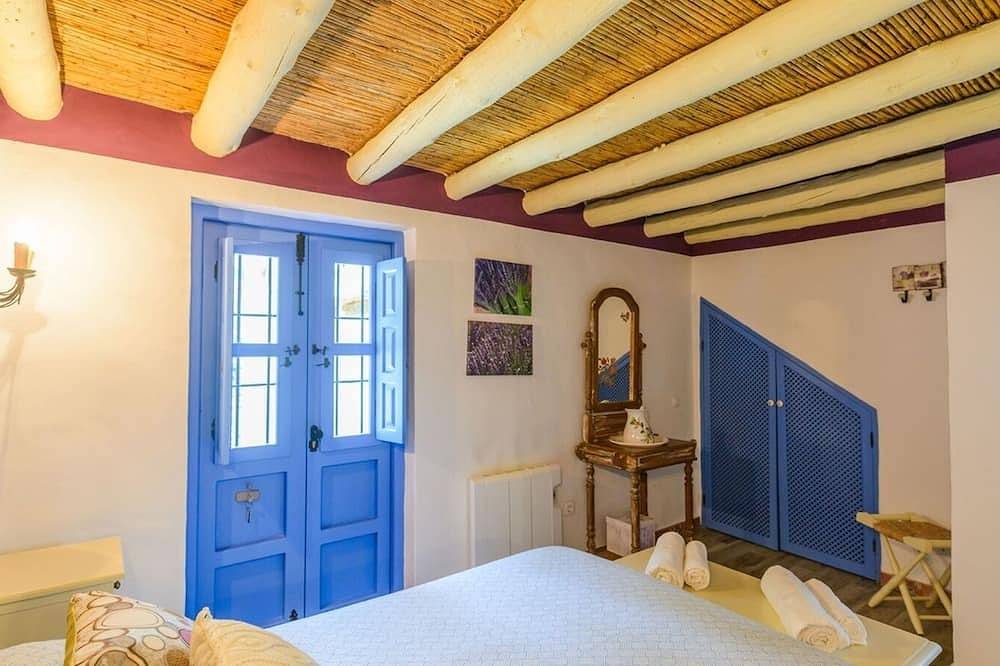 Casa Almijara Cómpeta by Ruralidays in Acebuchal, Cómpeta