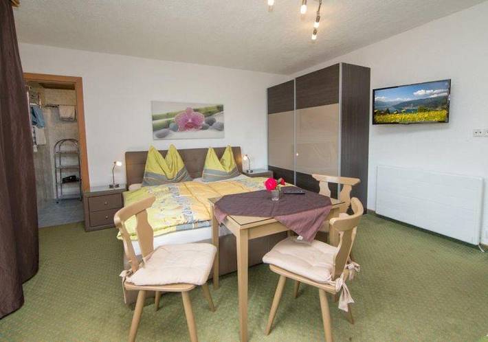 Chambre pour 2 personnes, avec balcon - 1
