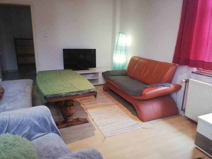 Appartement entier, Appartement White – « Haus Lindheim » avec Wi-Fi, charme historique et service personnalisé in Altenstadt, Vettéravie