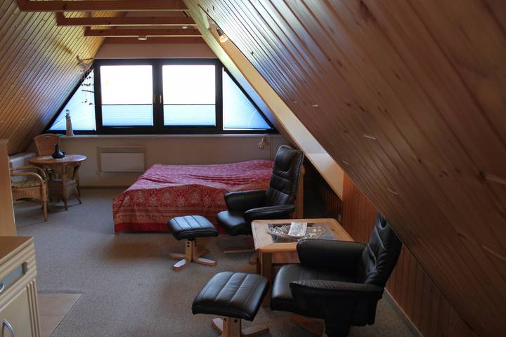 Ferienwohnung für 2 Personen, mit Balkon und Terrasse im Dierhagen Ost - 3