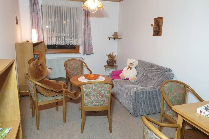 Ganze Wohnung, Siegmundsburger Haus Werraquelle hier Fewo \"Tannenblick\" 1. Og-tierlieb, Gruppen in Neuhaus am Rennweg, Rennsteig