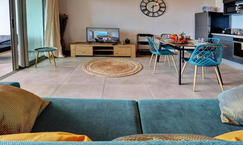 Gîte pour 4 personnes, avec vue et terrasse dans Plage de Saint-Leu - 4