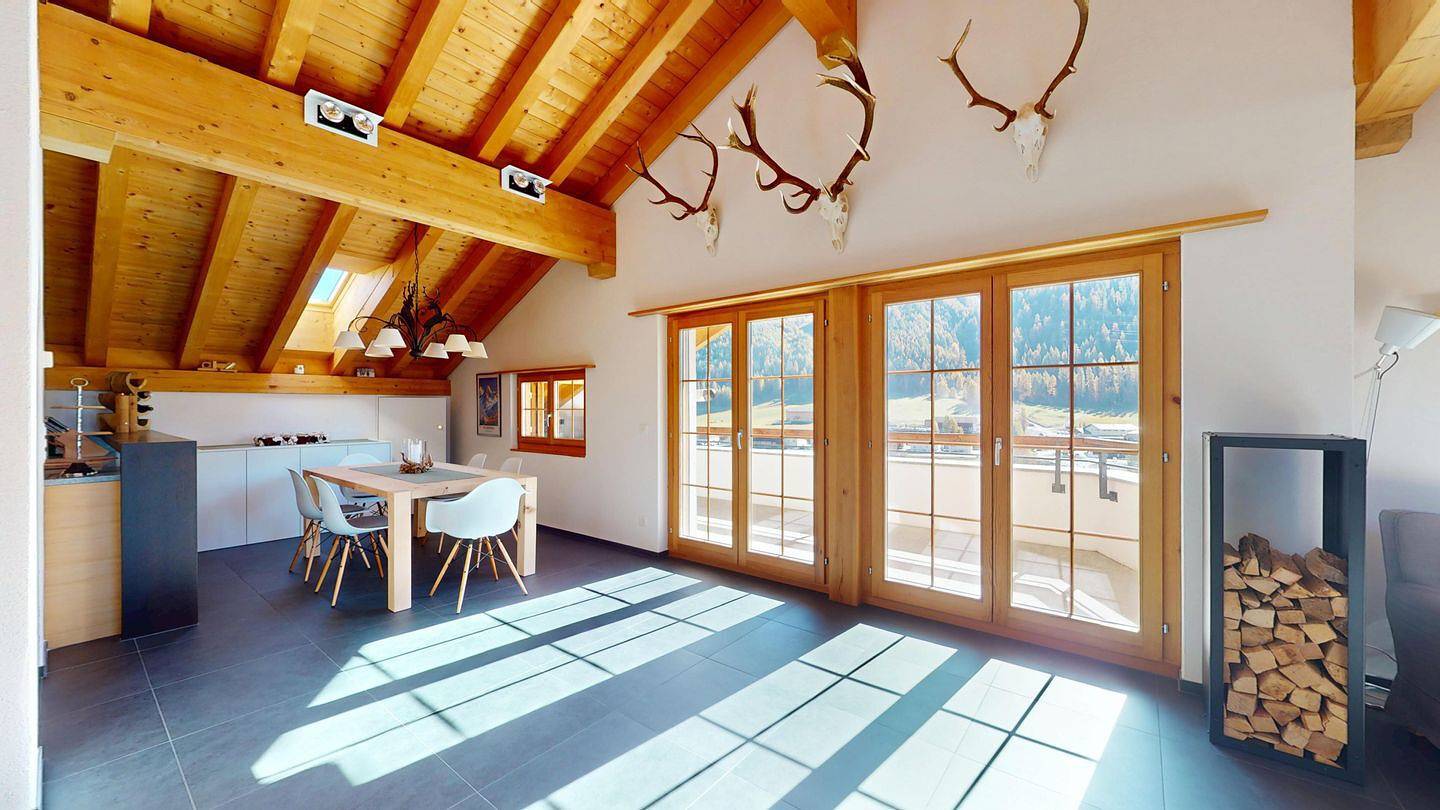 Ganze Wohnung, Ferienwohnung für 7 Personen mit Ausblick in Zuoz, Oberengadin