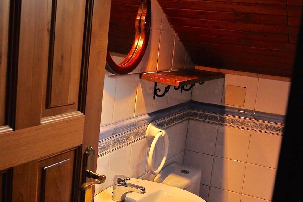 Appartement entier, Montagne avec vue sur les Picos de Europa. Secret. in Ponga, Chaîne Cantabrique