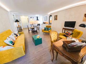 Gîte pour 4 personnes, avec terrasse et vue dans Office De Tourisme Et Des Congres De Clermont Ferrand