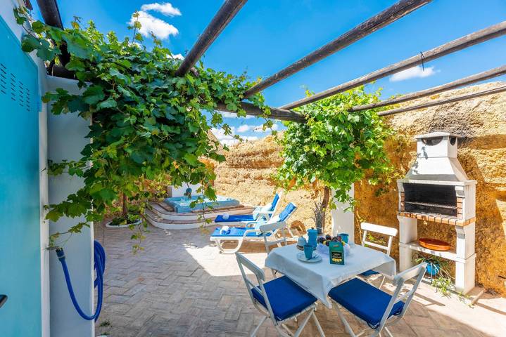 Casa rural para 6 personas, con terraza, Se admiten mascotas en Vega del Guadalquivir - 2