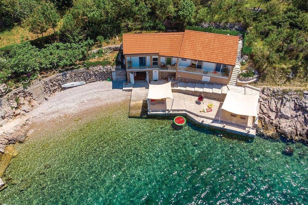 Prachtig huis in Josinovac met Wifi in Jablanac, Velebit Nature Park