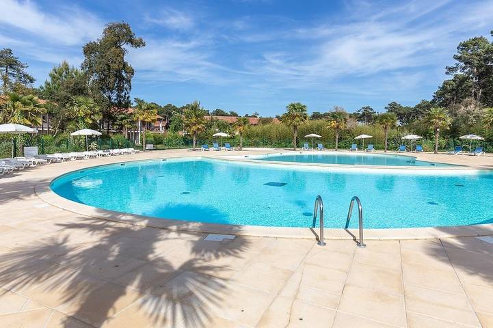 Holiday apartment for 6 people, with pool and balcony - 1