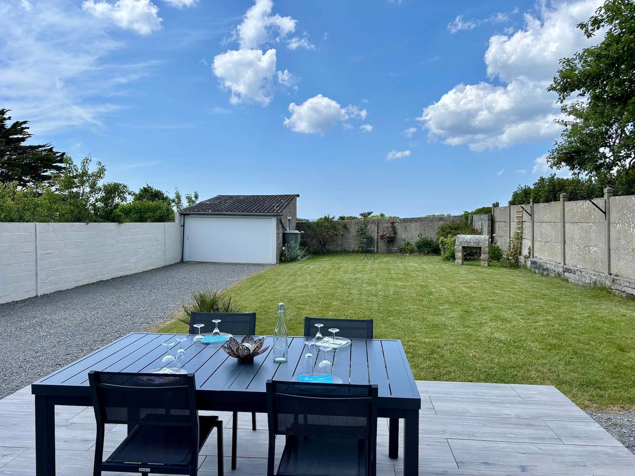 Maison de vacances 'La Maison Ty Isalain' avec vue sur la mer, terrasse privée et Wi-Fi in Le Pouldu, Clohars-Carnoët