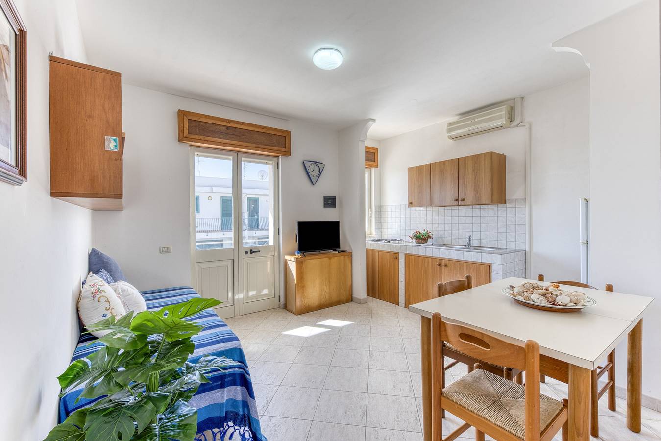 Maison de Vacances 'Ruggeri 1' avec Terrasse Privée et Climatisation in Leuca, Castrignano del Capo