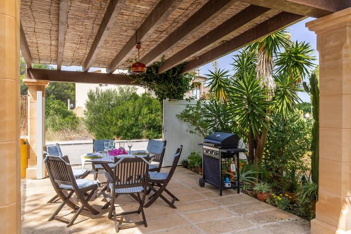 Ferienhaus am Strand für 6 Personen, mit Garten