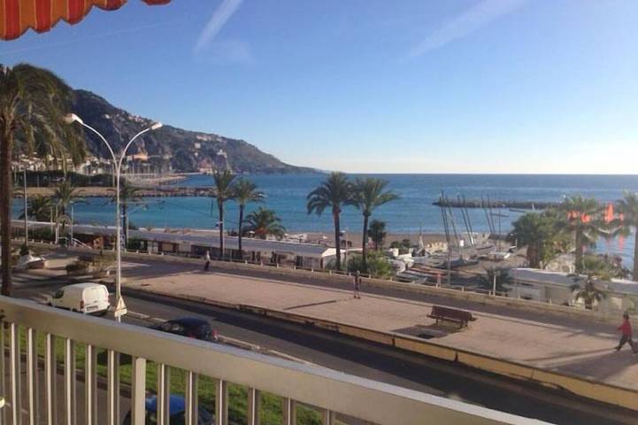 Ferienwohnung für 4 Personen, mit Balkon in Menton