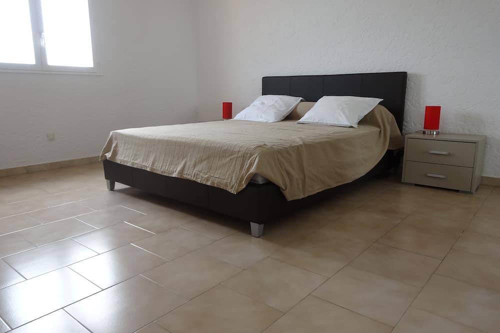 Ste Lucie De Porto Vecchio Pinarello Villa mit Meerblick / beheizter Pool beheizt in Pinarellu, Zonza