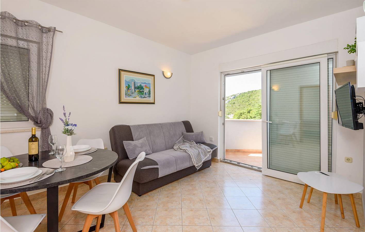 Ganze Ferienwohnung, Reizendes Apartment mit Meerblick, Pool, Terrasse und Küche – 1 km vom Strand entfernt in Klek, Dubrovnik-Neretva