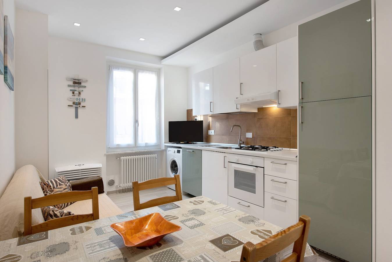 Apartamento entero, Apartamento de vacaciones Trilocale Recagno nuovo cerca de la playa con A/C in Varazze (City), Varazze