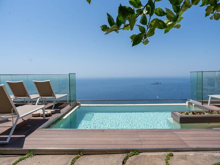 Vacation rental for 10 people, with pool and terrace in Amalfi Coast