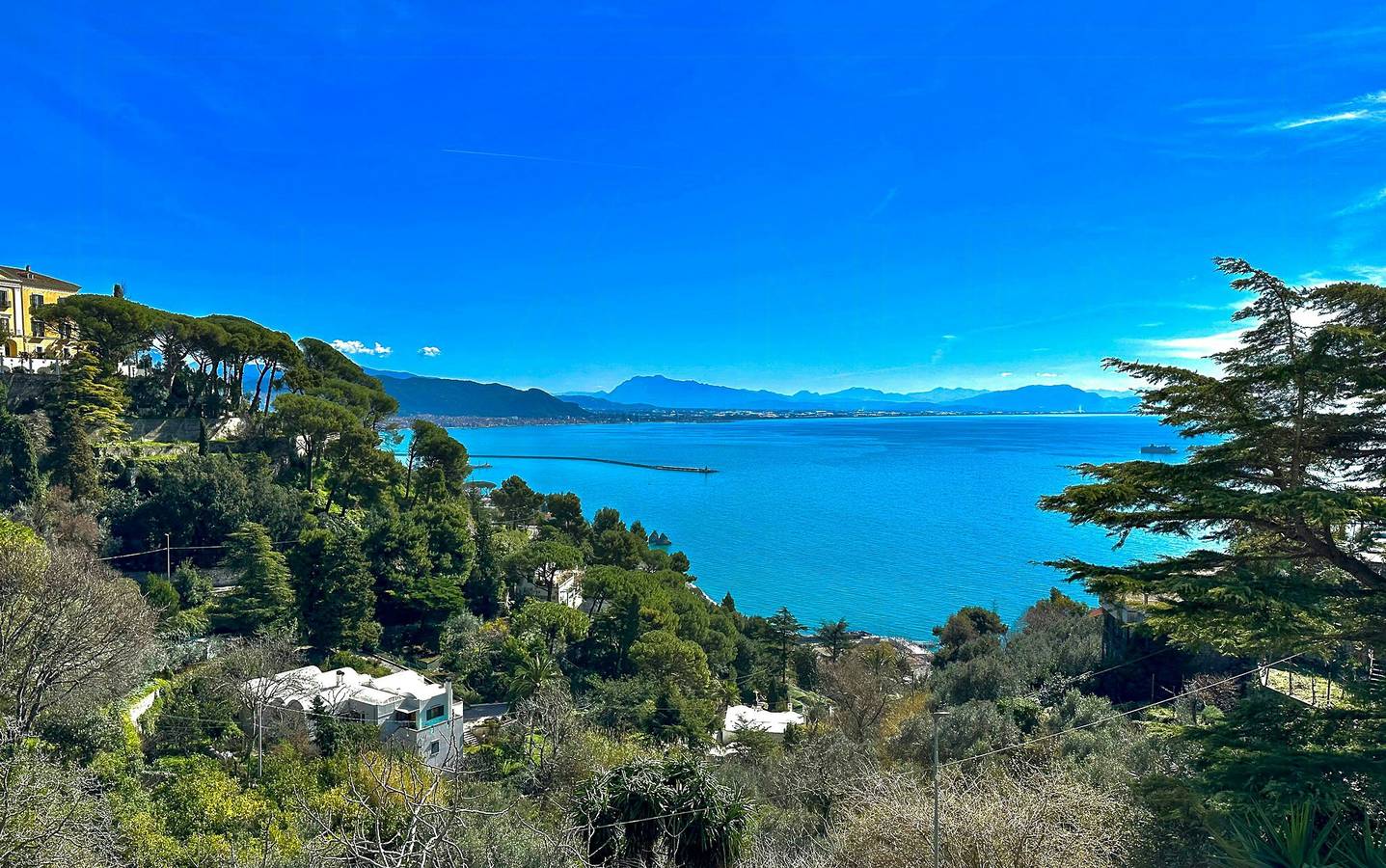 Villa panoramica con piscina sulla Costiera in Vietri sul Mare, Costiera amalfitana