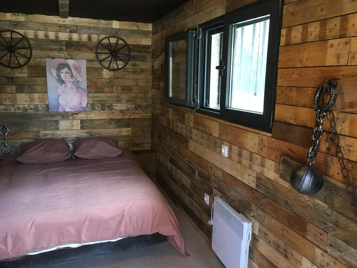 Parc de vacances pour 2 personnes avec terrasse in Barberey-Saint-Sulpice, Aube