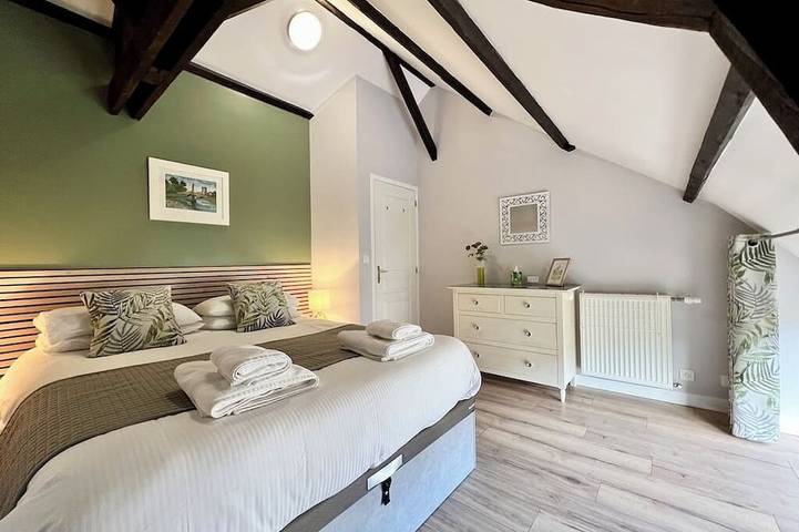 Location de vacances pour 7 personnes, avec piscine et jardin, animaux acceptés à Léhon - 3