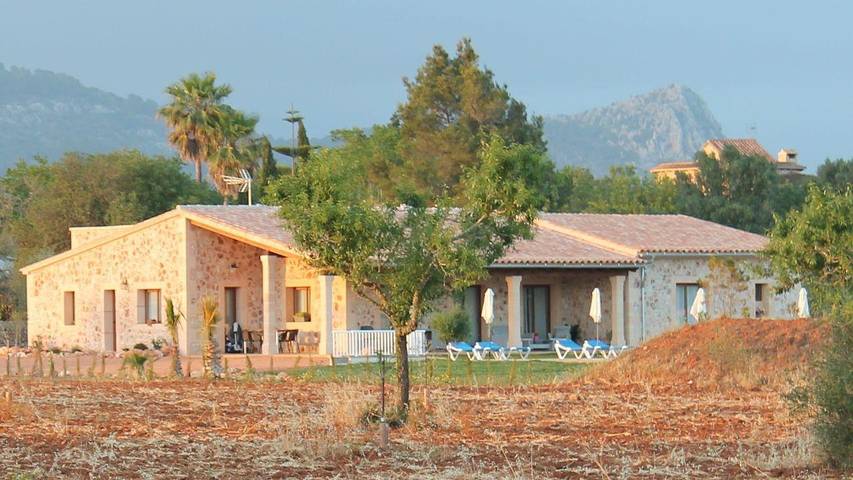 Finca für Gruppen für 8 Personen, mit Garten und Terrasse in Llucmajor