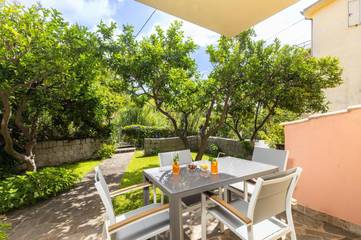 Ferienwohnung für 5 Personen, mit Garten in Santa Maria Navarrese