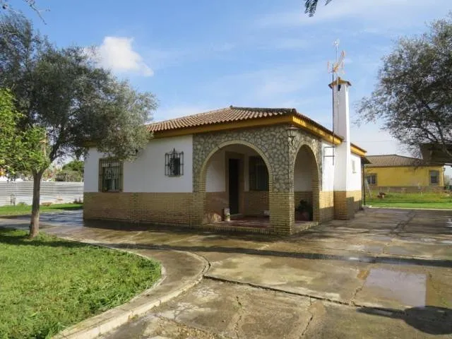 Casa de vacaciones para 21 personas, con jardín además de vistas y piscina, Se admiten mascotas - 1