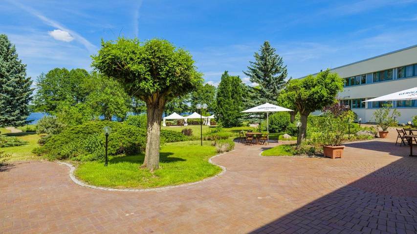 Hotel für 2 Personen, mit Terrasse und Garten sowie Sauna und Seeblick in Wandlitz - 4