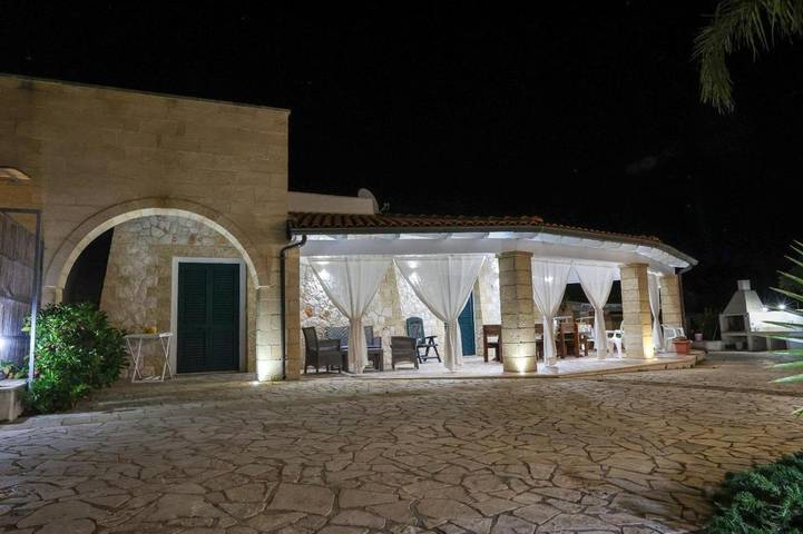 Villa per 6 persone, con giardino, con animali domestici a Pescoluse