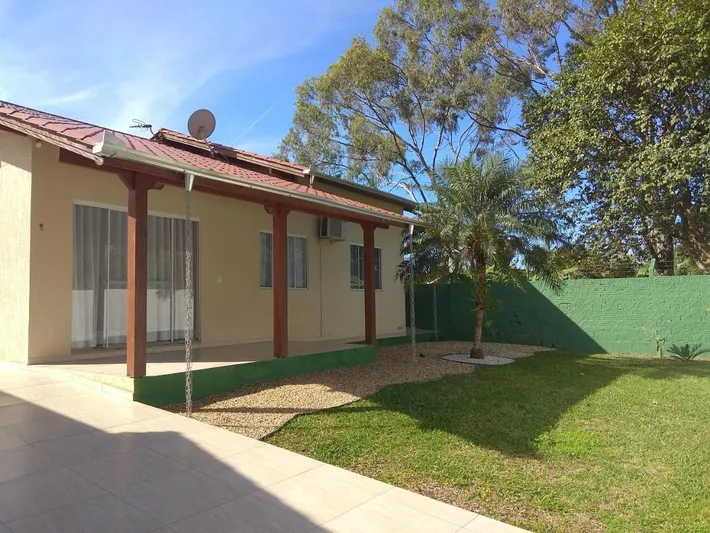 Ferienhaus für 10 Personen, mit Garten und Terrasse - 1