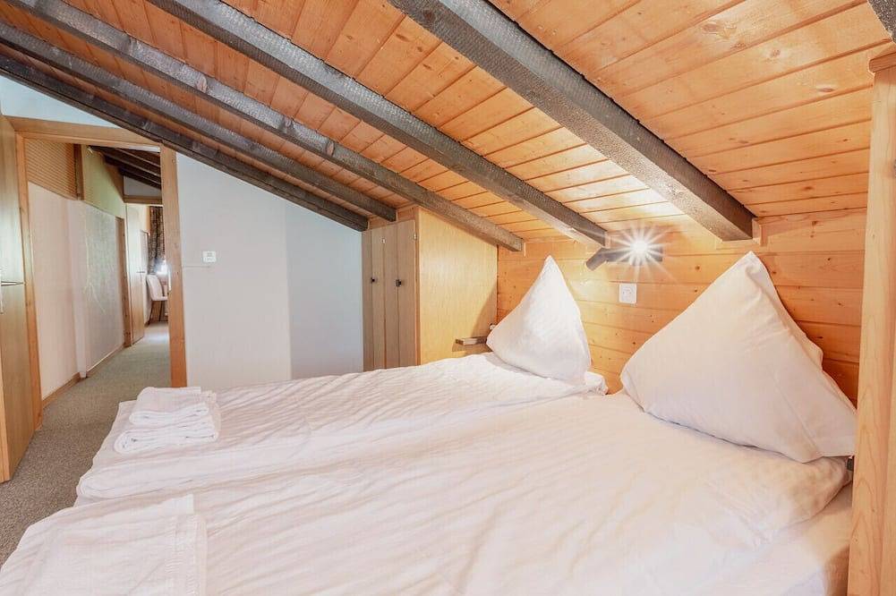 Apartamento entero, Charming duplex apartment 3 minutes from the ski lifts in Grimentz, Anniviers