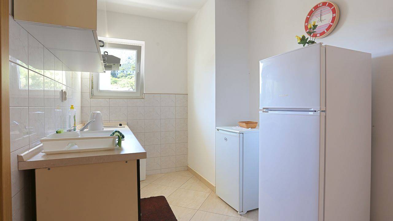Ganze Ferienwohnung, Ferienwohnung für 5 Personen (39 m²) in Rat in Zivogosce, Makarska Riviera