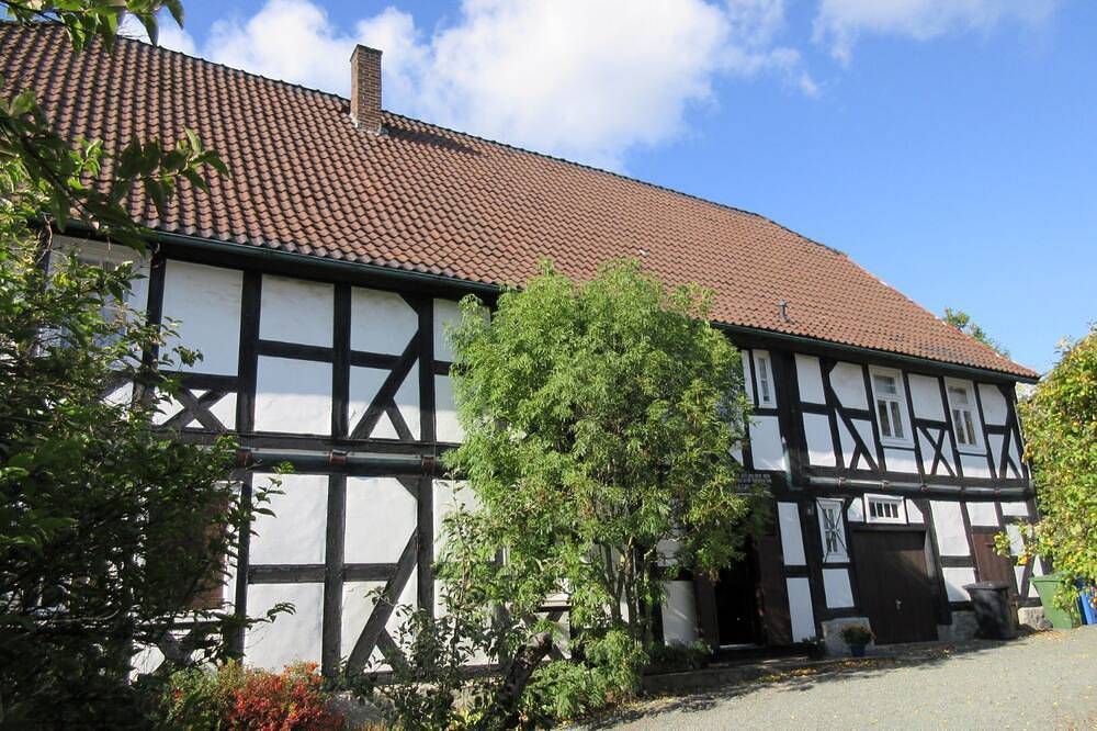 Musikhaus Medebach. Dieses historische Haus befindet sich im Dorf im Hochsauerland. in Medebach, Hochsauerlandkreis