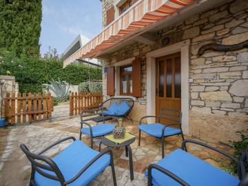 Ferienhaus mit Meerblick für 6 Personen, mit Terrasse und Garten in Istrien