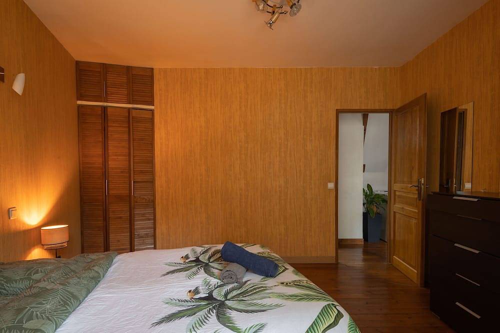 Apartamento entero, Spacious apartment in the heart of Angers - 6 pax in Angers, Valle del Loira