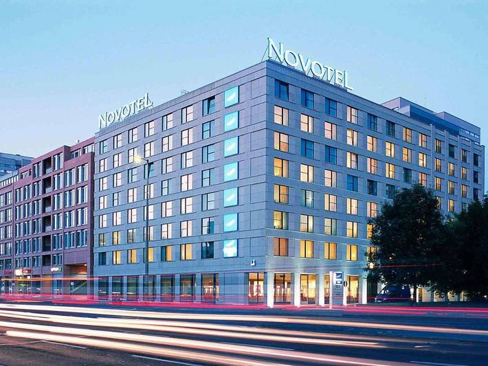 Hotel für 2 Personen, mit Terrasse und Sauna bei der Museumsinsel Berlin