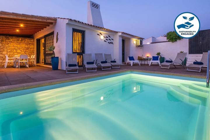 Villa für 6 Personen, mit Terrasse