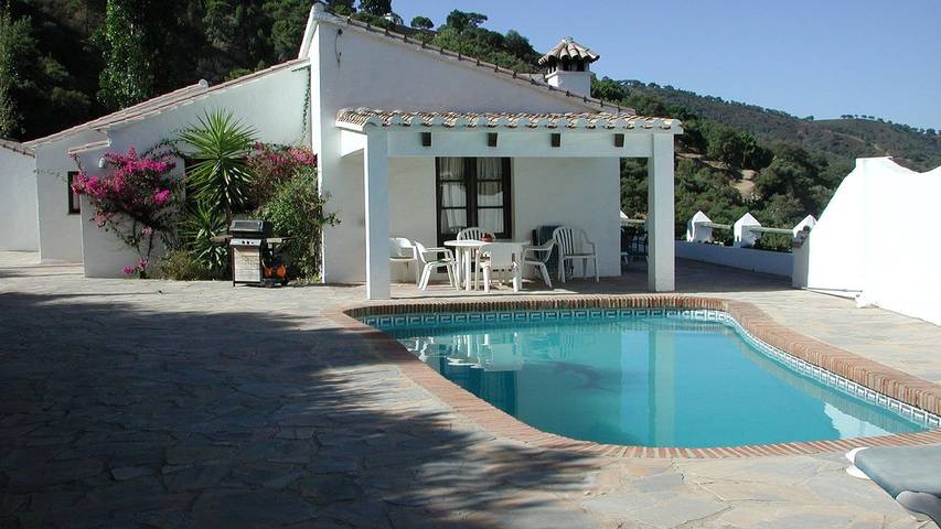 Finca für 5 Personen, mit Garten und Pool in Casares