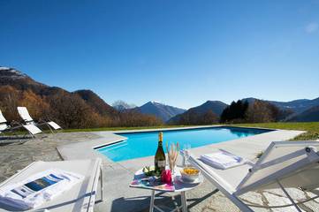 Vacation Rental for 16 Guests in Cerano Intelvi, Lake Como, Picture 4