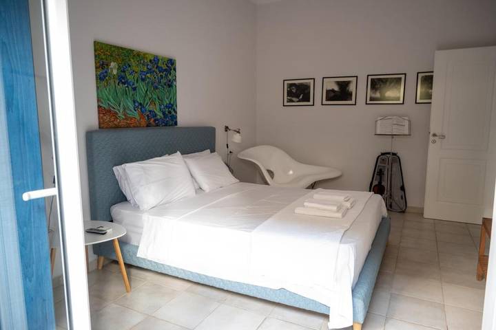 Apartamento para 4 personas, con vistas y jardín, Familias con niños en Corinto
