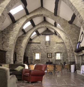 Location De Vacances pour 21 Personnes dans Saint-Izaire, Sud Ouest de France, Photo 2