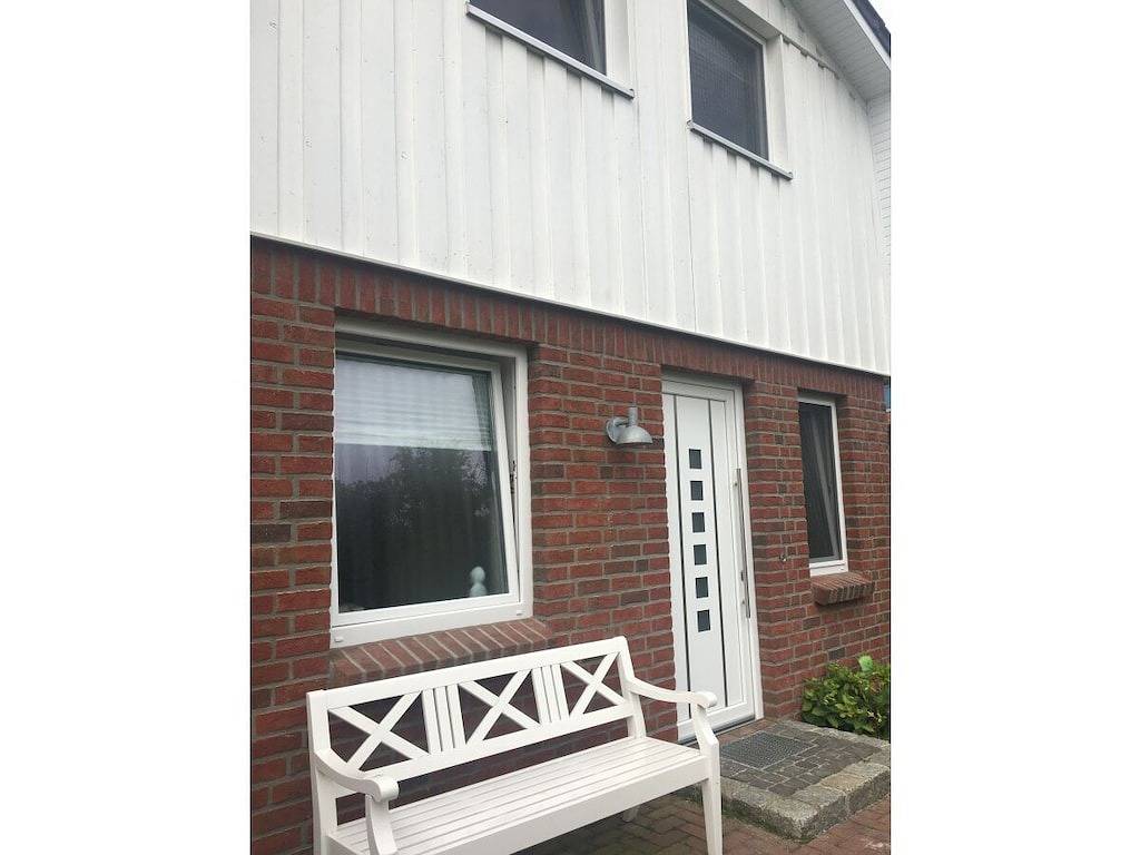 Ferienhaus in Cuxhaven mit Schwimmbecken in Fkk Strand Duhnen, Cuxhaven