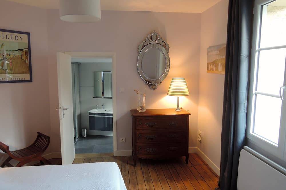 Maison Familiale 6 Pers. (+enf.-3ans) , 2*, Place Morny 50 m, jardin, terrasse, in Deauville, Région de Lisieux