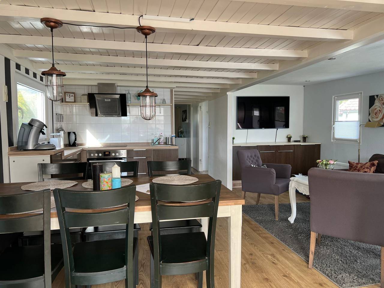Charmantes Ferienhaus "Hilda" mit Terrasse in Ijsselmeer