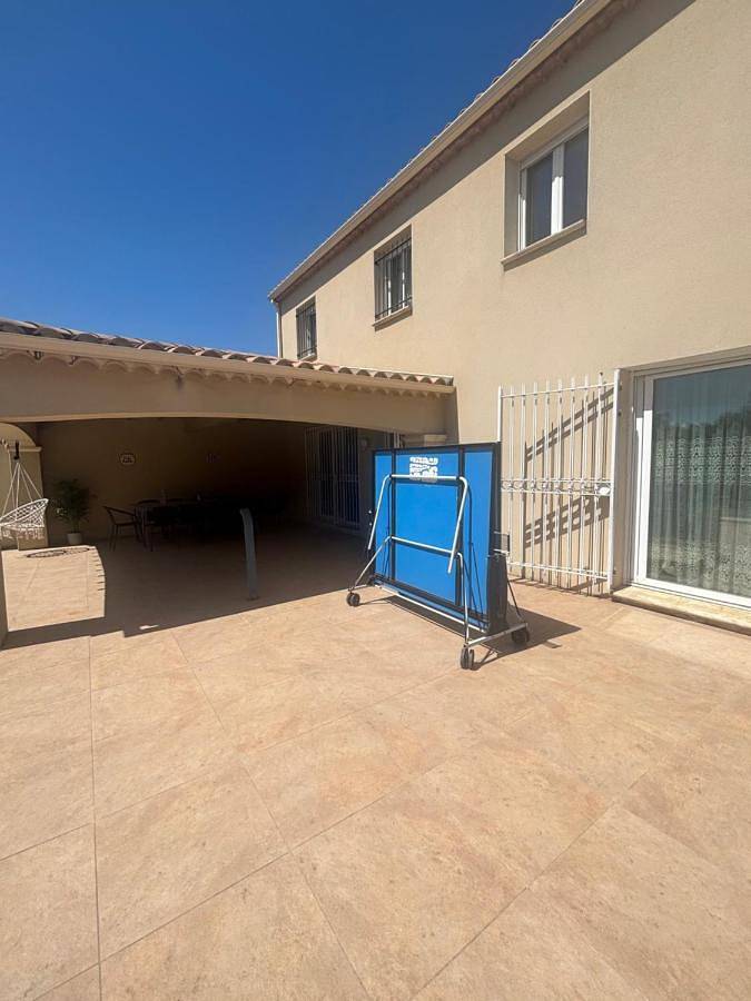 Location de vacances pour 10 personnes, avec piscine et terrasse à Vedène - 3