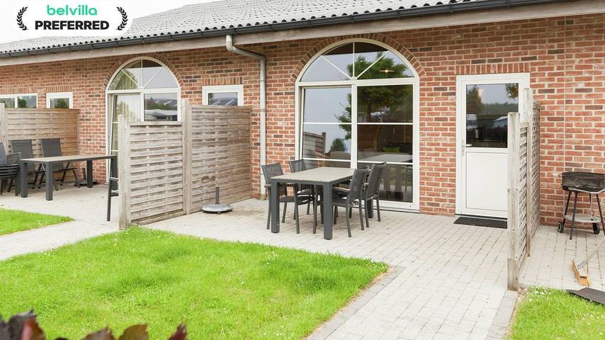 Vacation apartment for 5 people, with terrace in Groede